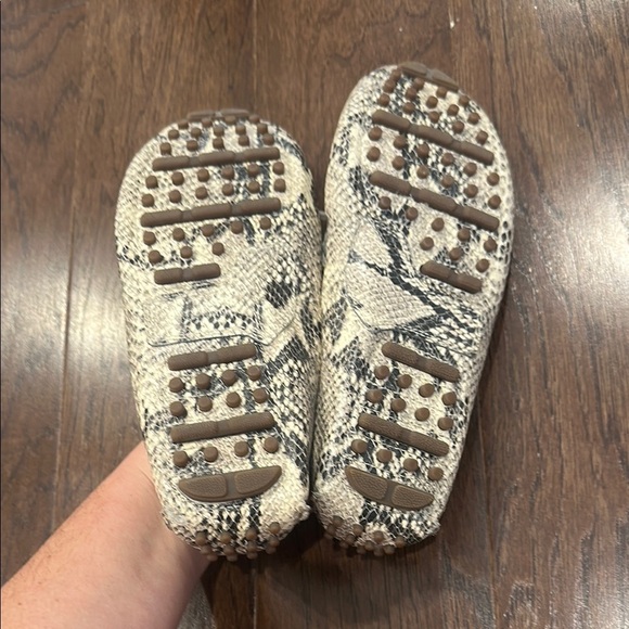 Cole Haan Snakeskin Patterned Loafers- size 8.5 - Picture 7 of 7